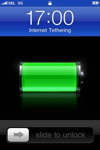 iPhone 3G home screen : 3G Internet Tethering top blue band with clock and battery position iPhone 3G home screen : 3G Internet Tethering top blue band with clock and battery position